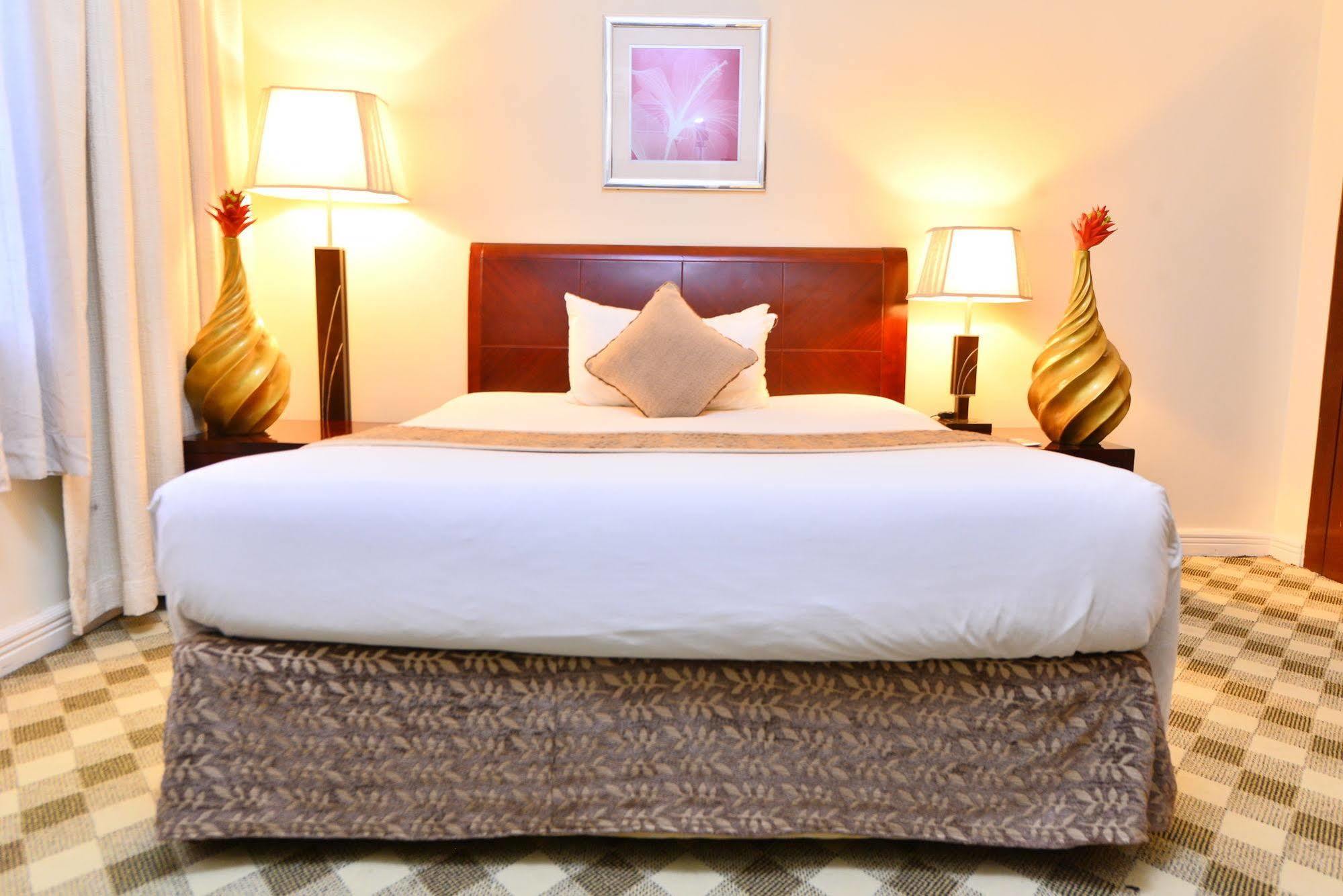 The Manor Hotel Κιγκάλι Εξωτερικό φωτογραφία